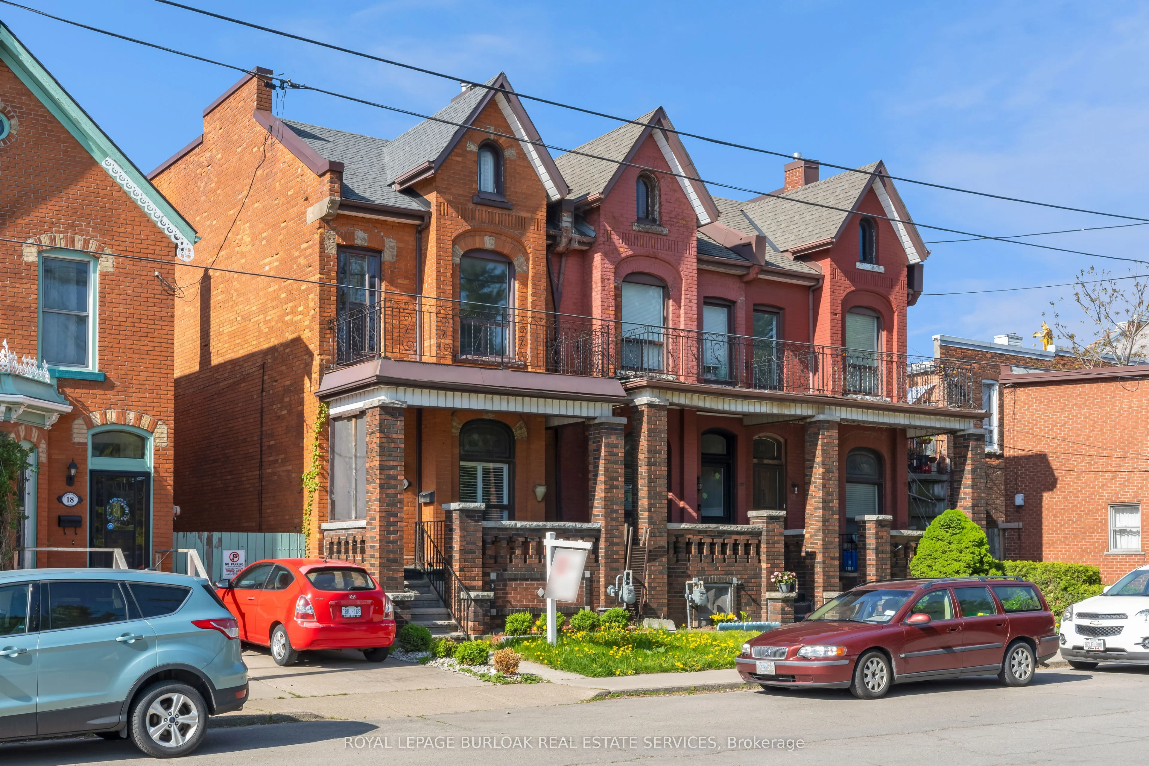Att/Row/Townhouse in Hamilton