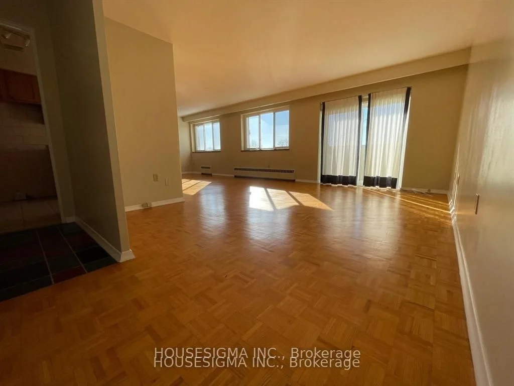 201 Ontario Street 44, Cobourg, ON K9A 3B7