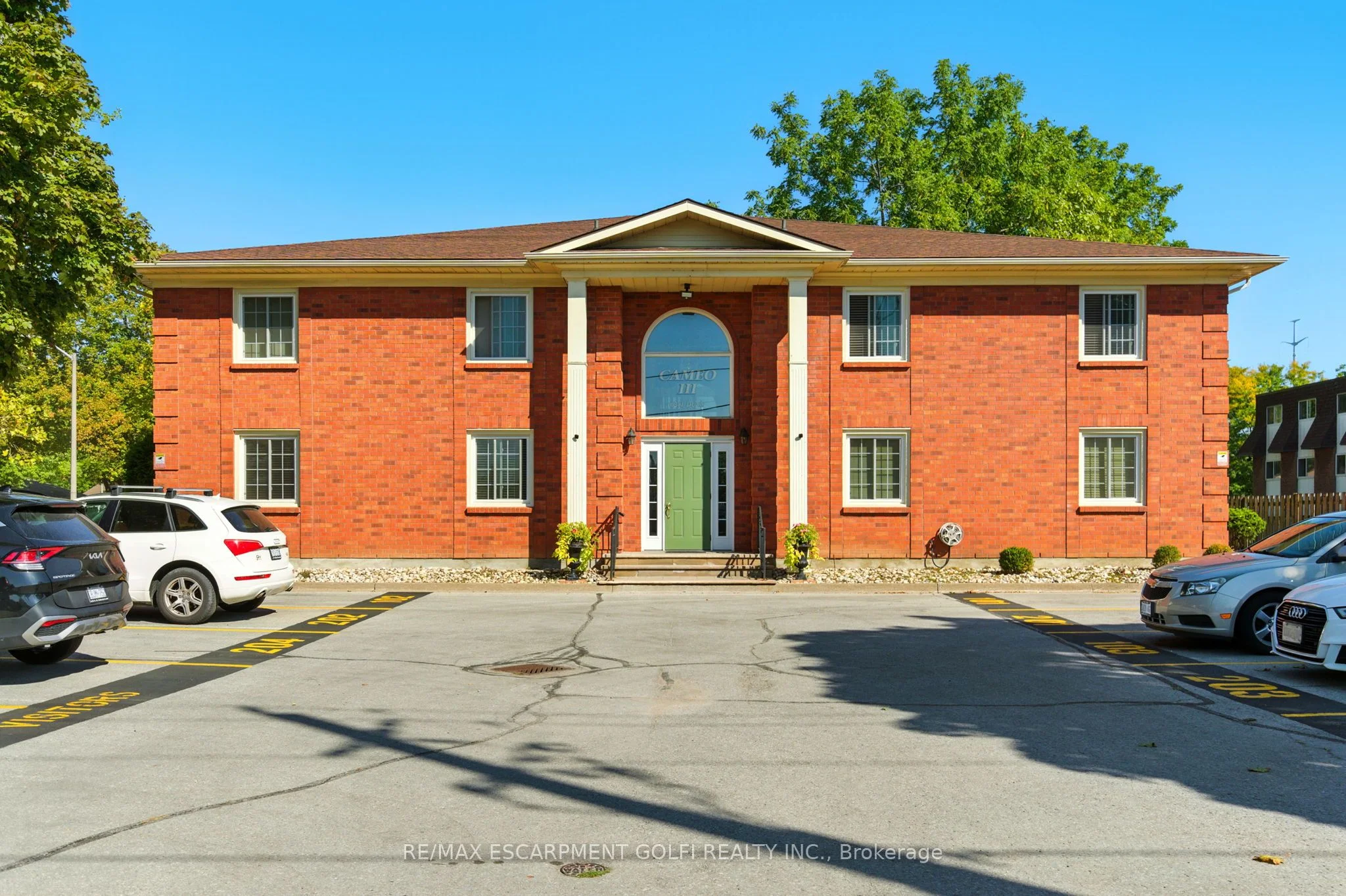 6381 Dunn Street 104, Niagara Falls, ON L2G 2P6