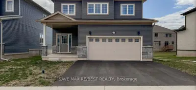 Detached in Port Colborne