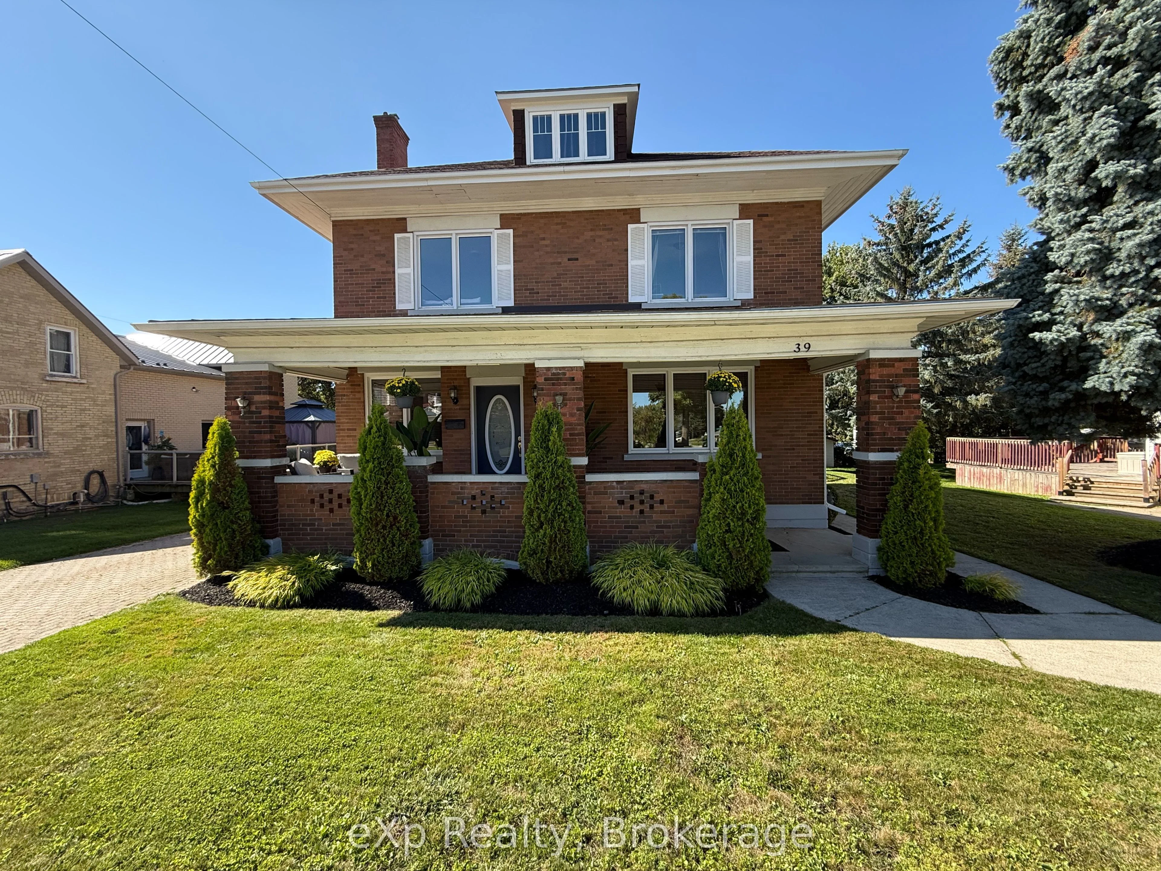 39 Elora Street, South Bruce, On N0g 2j0