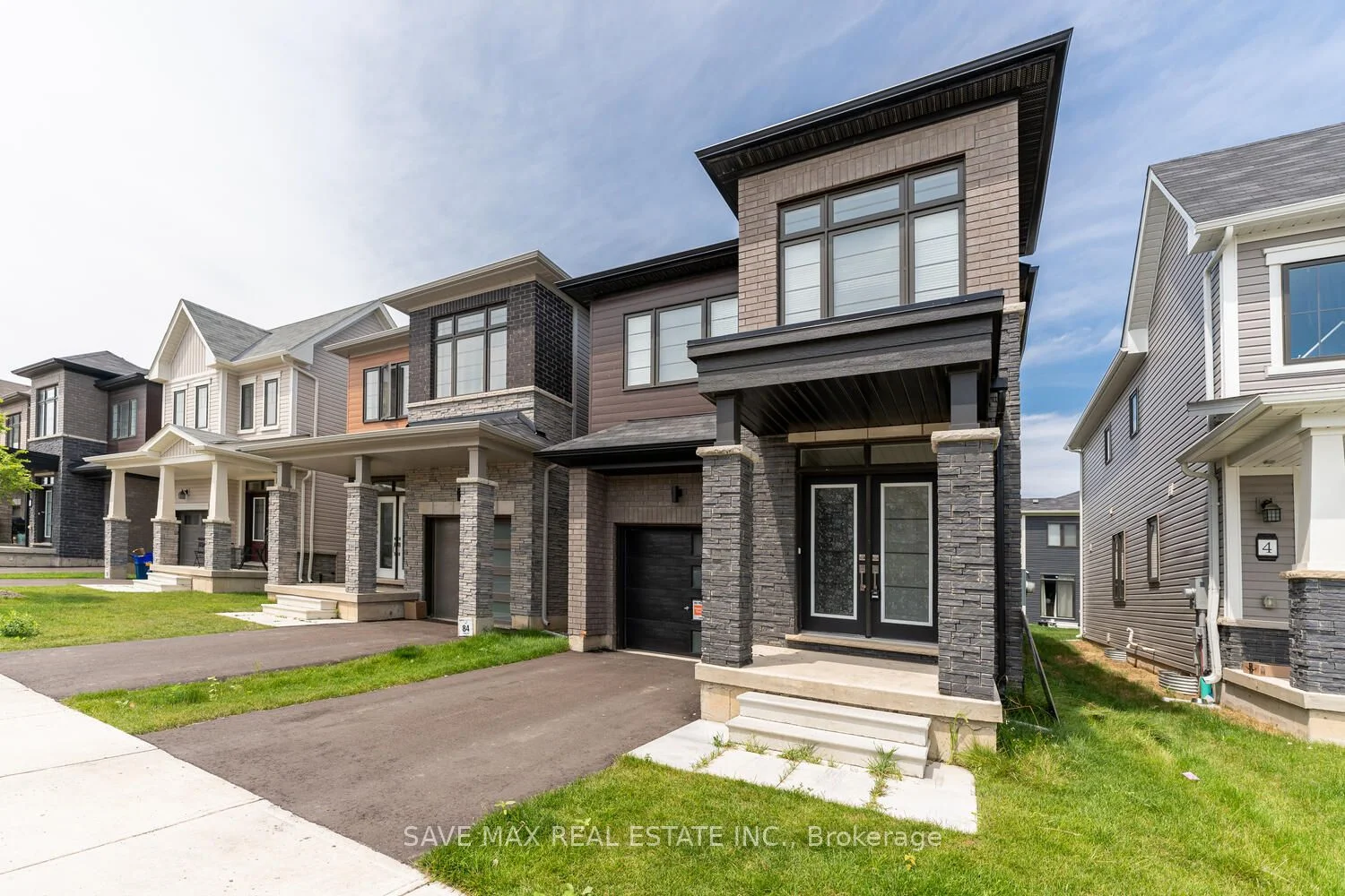6 Amos Avenue, Brantford, ON N3T 0V4