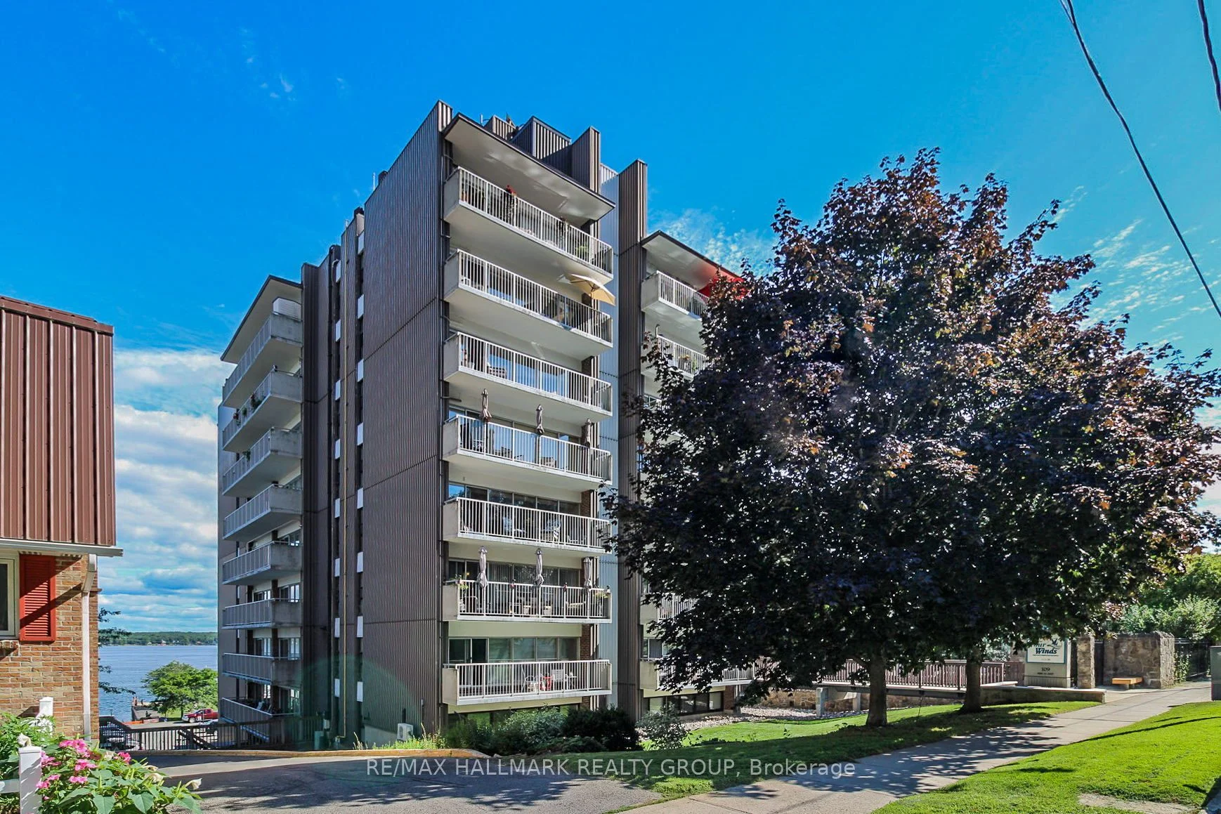 109 King Street E 902, Brockville, ON K6V 1B8