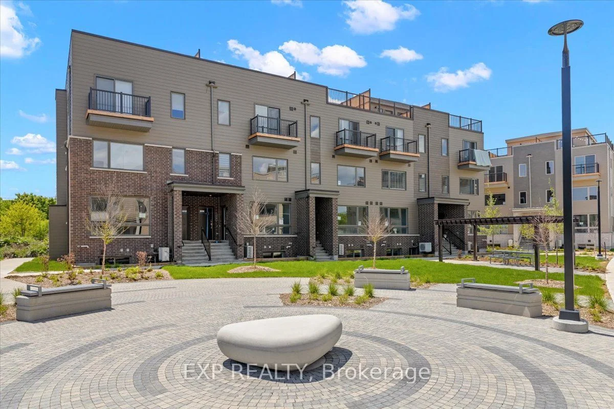 422 Mishi Private, Manor Park - Cardinal Glen and Area, ON K1K 0P2