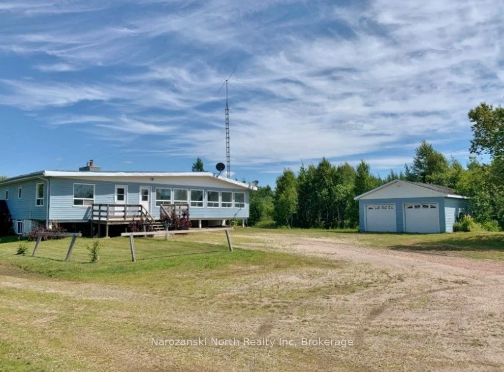 Detached in French River