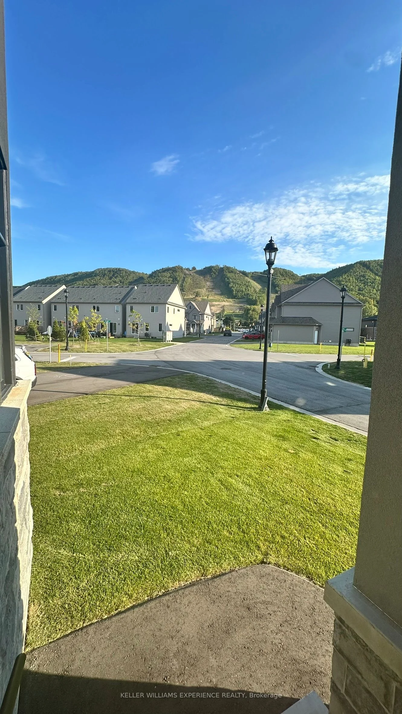 125 Jewel Street, Blue Mountains, ON N0H 1J0