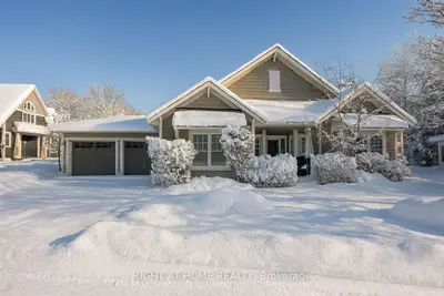 Detached Condo in Georgian Bay