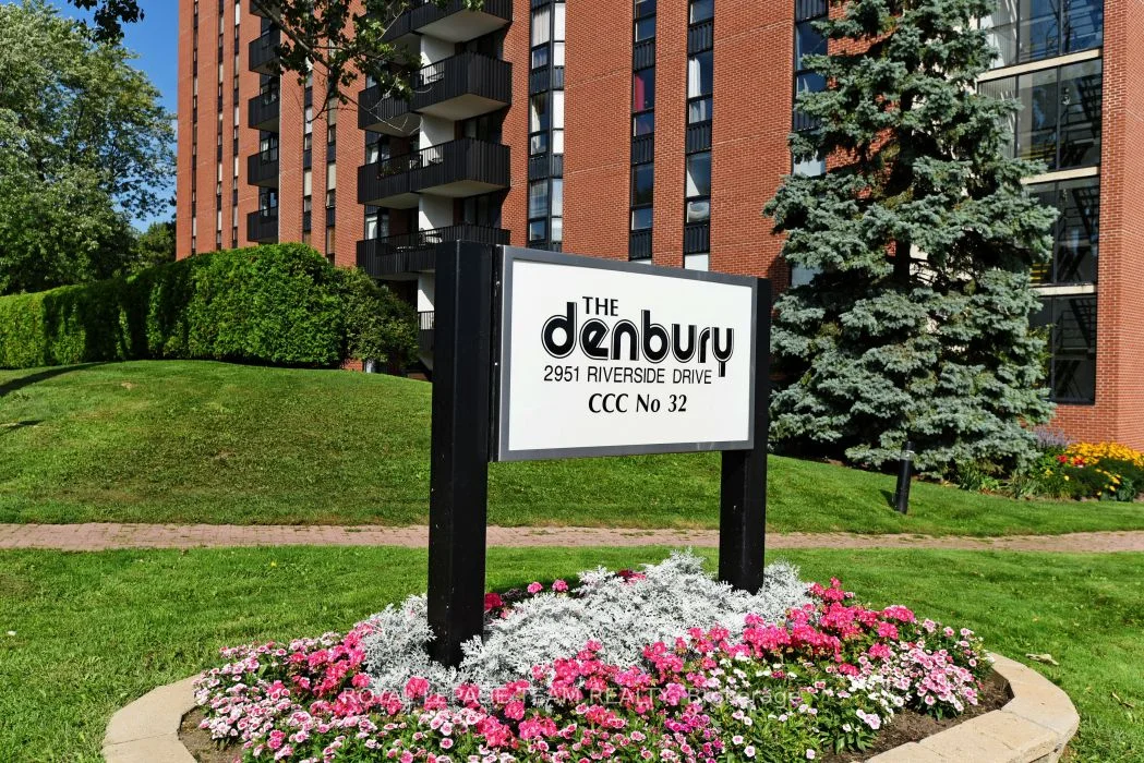 Condo Apartment in Billings Bridge - Riverside Park and Area