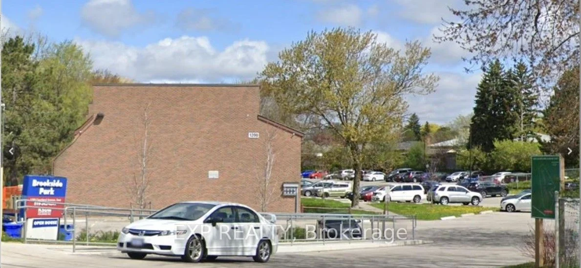 1200 Courtland Avenue E 42, Kitchener, ON N2C 1K7