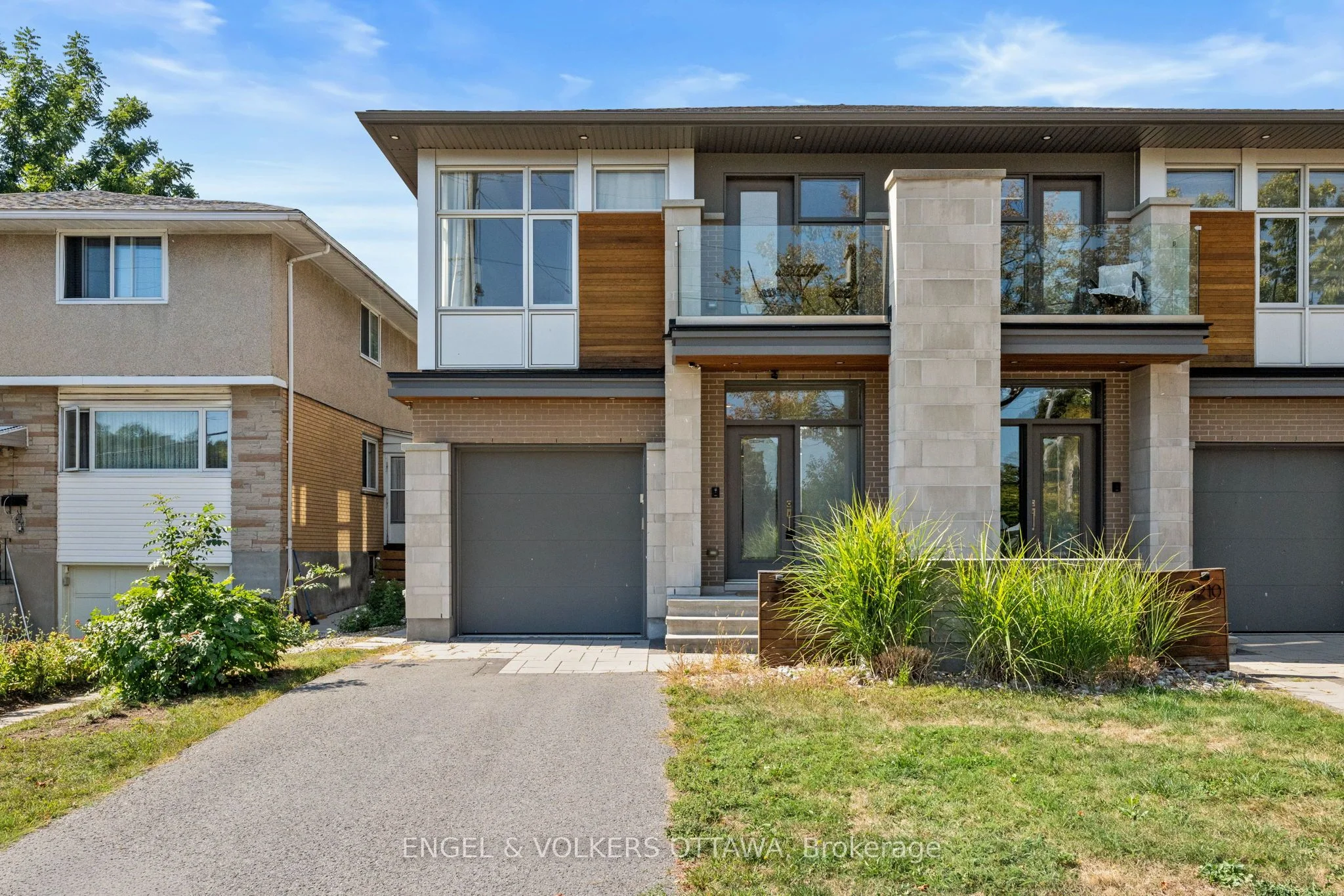 1212 Prince Of Wales Drive, Mooneys Bay - Carleton Heights and Area, ON K2C 1M9