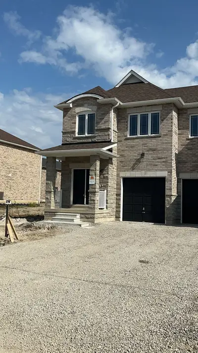Att/Row/Townhouse in Thorold
