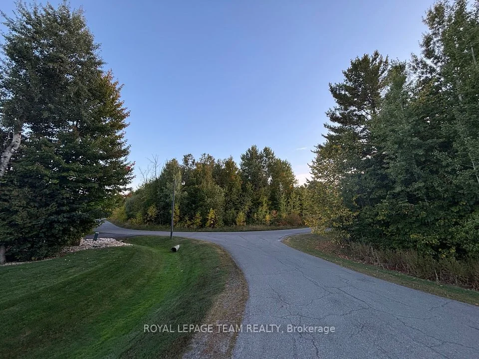 5871 Longhearth Way, Manotick - Kars - Rideau Twp and Area, ON K4M 1M2