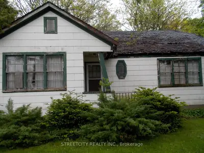 384 Metcalfe Street E, Strathroy-caradoc, On N7g 1r3