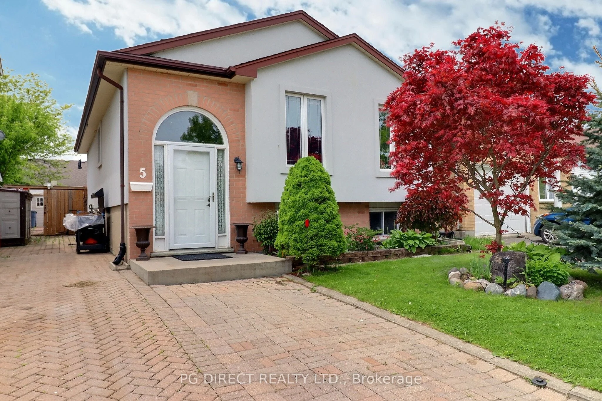 5 Gerald Crescent, London South, ON N5Z 5A3
