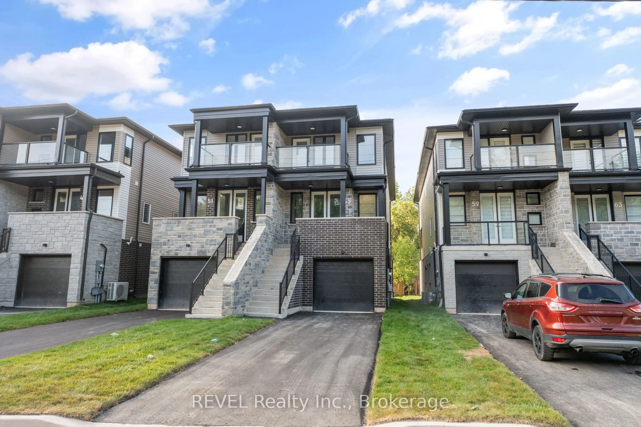 55 Superior Street, Welland, ON L3B 3G3