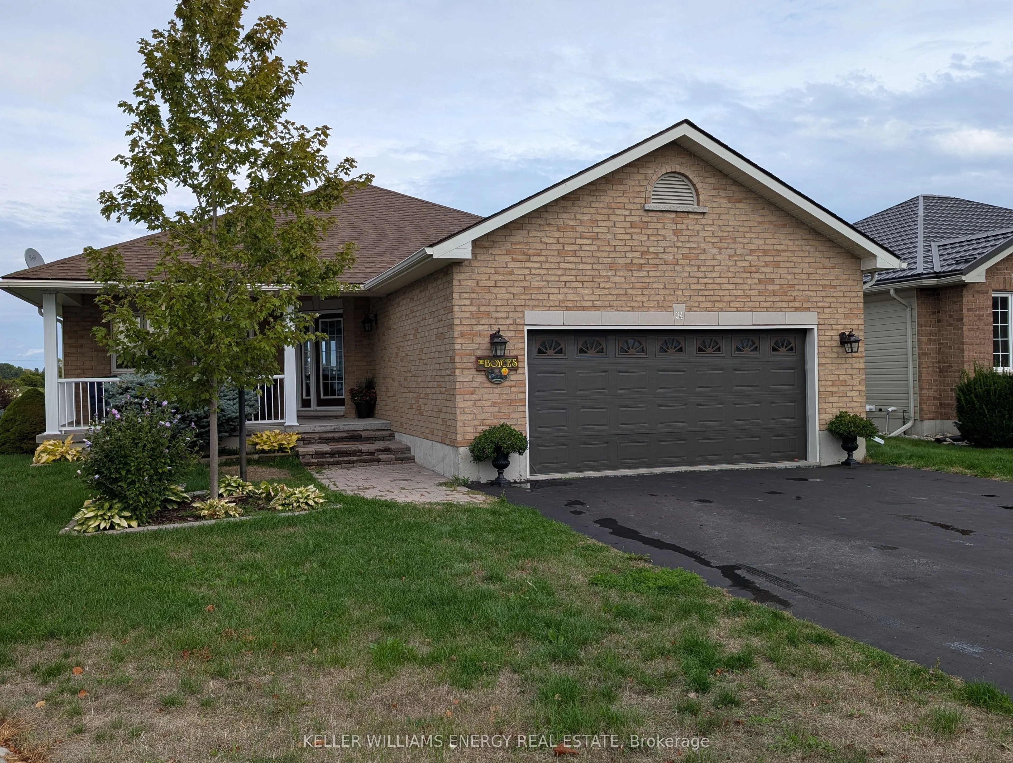 34 Mount Grove Crescent, Prince Edward County, ON K0K 3L0