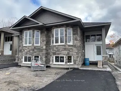 Semi-Detached in North Bay