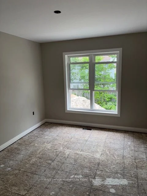 16 Meadow Wood Court, North Bay, ON P1A 4L5