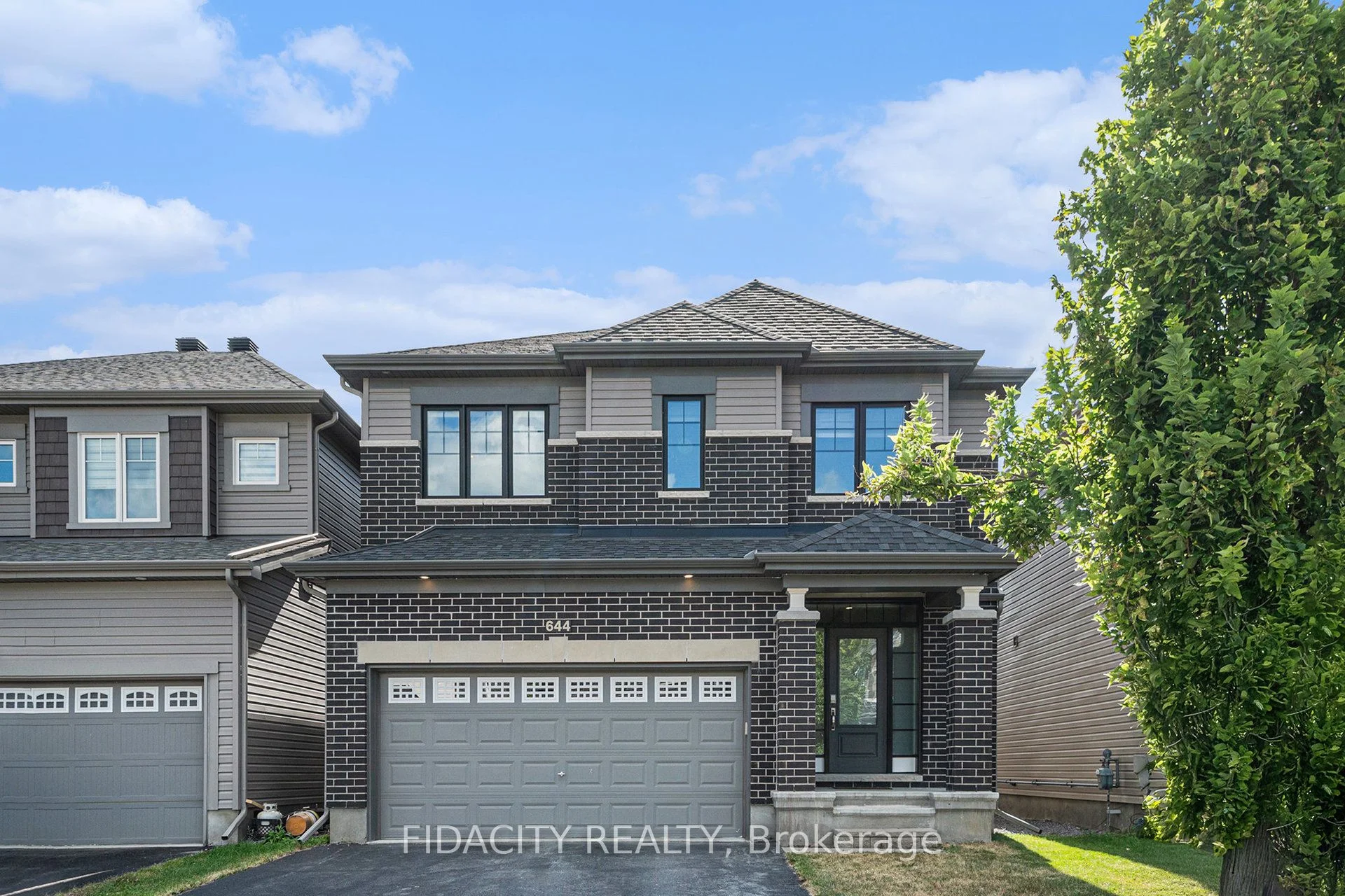 Detached in Stittsville - Munster - Richmond