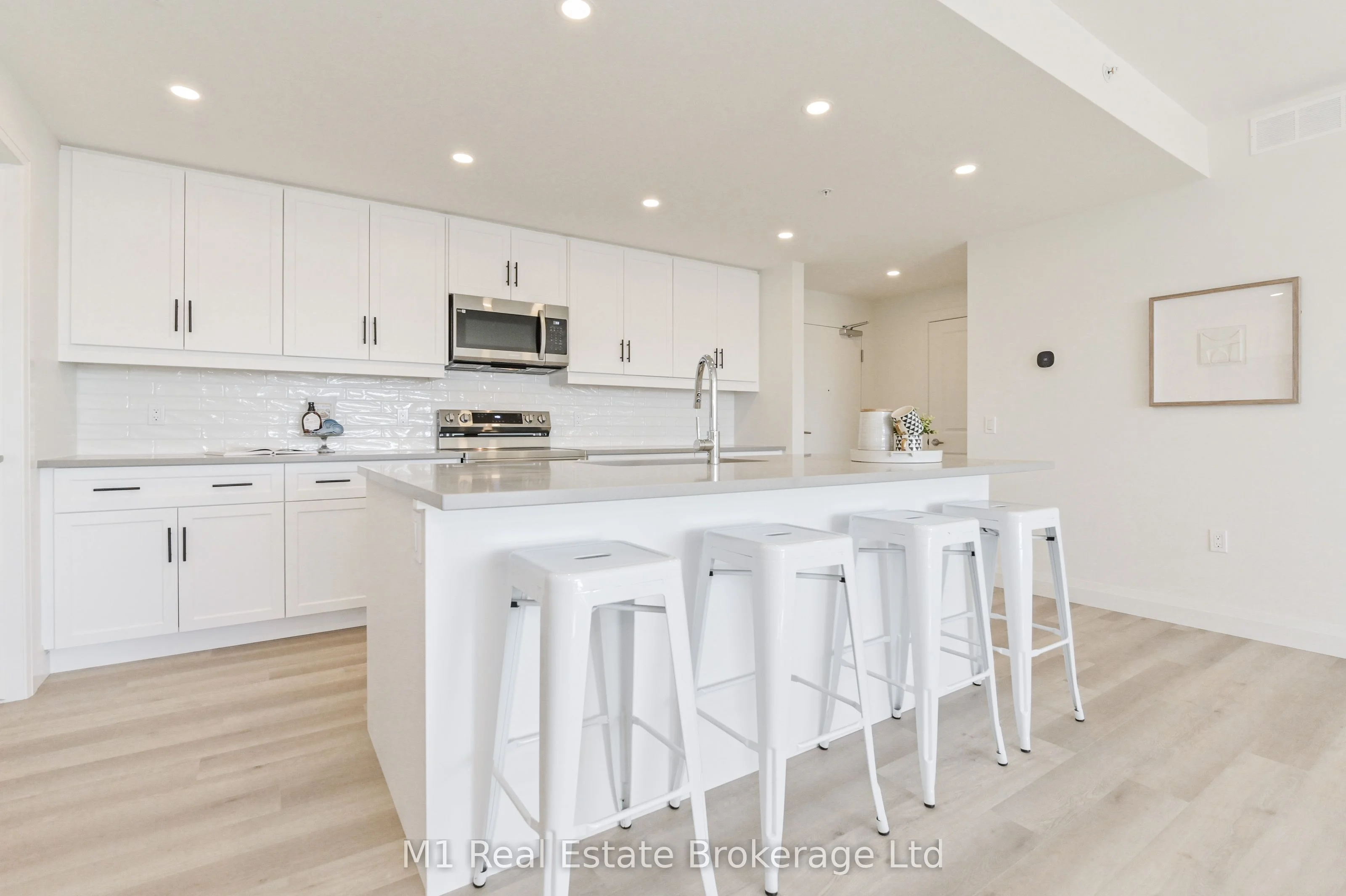 99B Farley Road 208, Centre Wellington, ON N1M 0K5