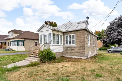 Detached in North Glengarry