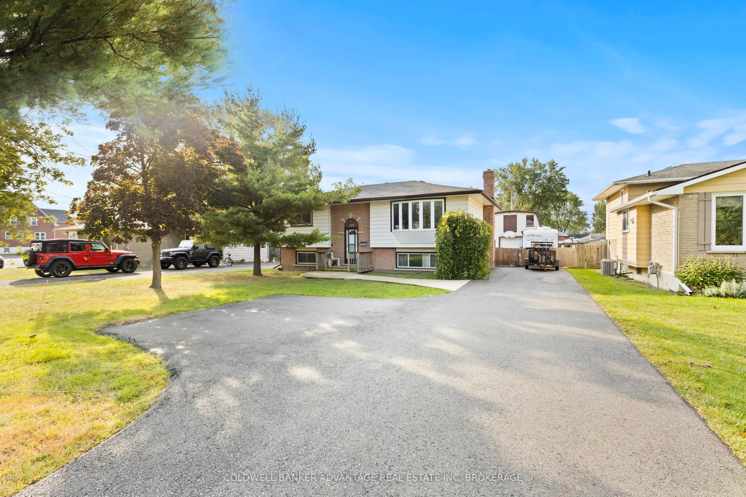 1377 Garrison Road, Fort Erie, ON L2A 1P4