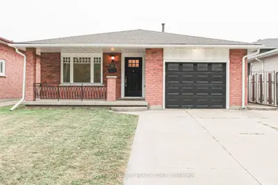 Detached in Hamilton