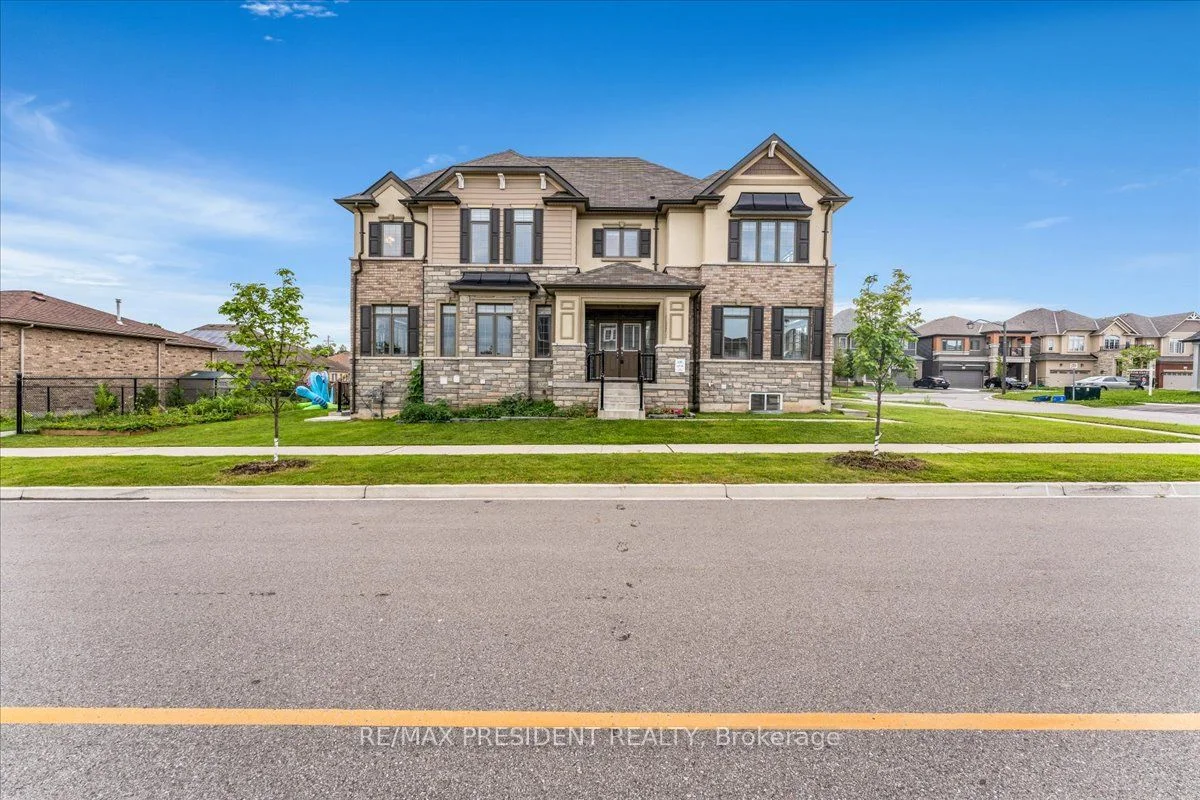 22 Sleeth Street, Brantford, ON N3S 0J7