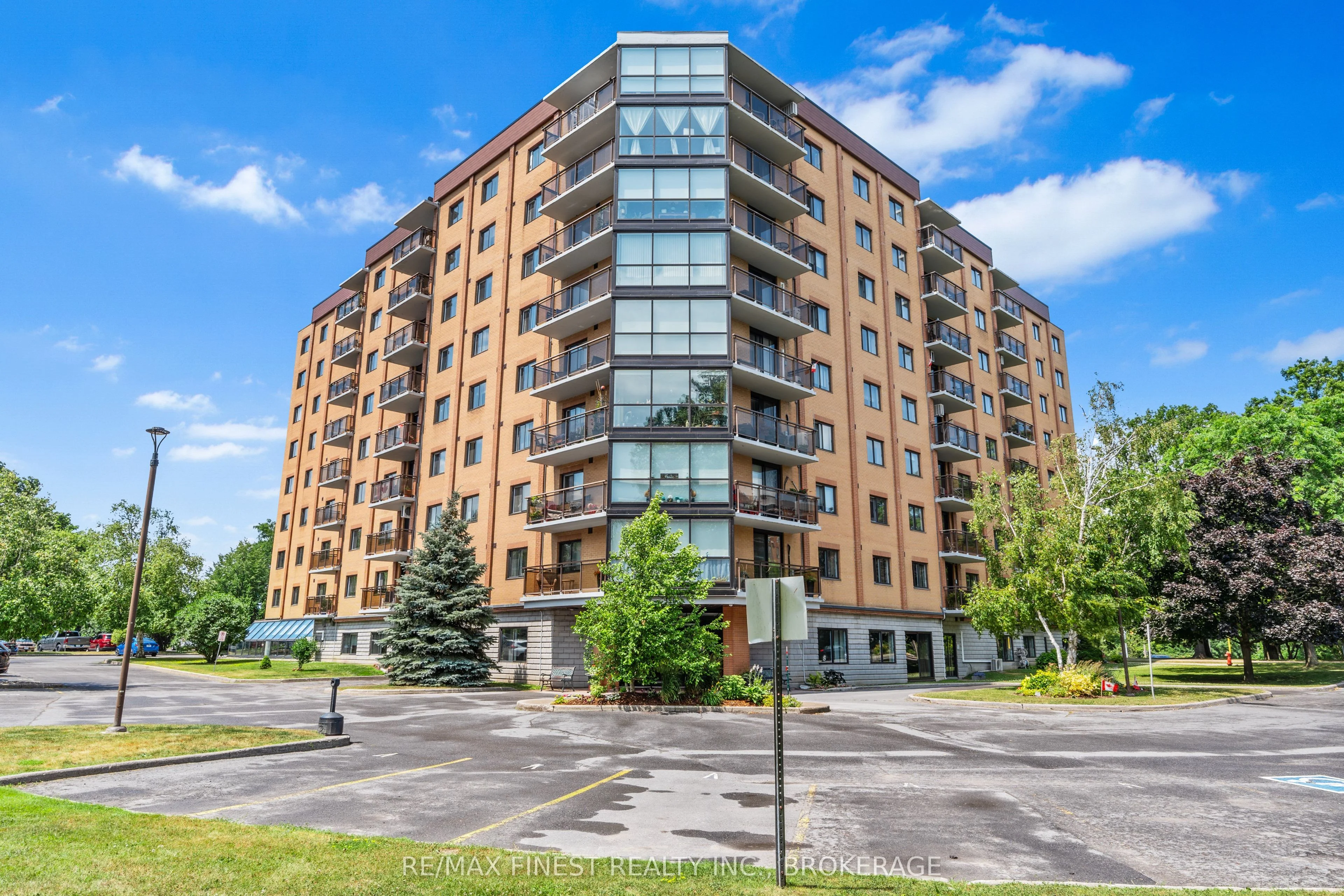 120 Barrett Court 308, Kingston, On K7l 5h6