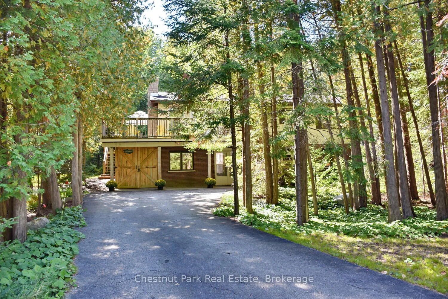 128 Lakewood Drive, Blue Mountains, ON N0H 1J0