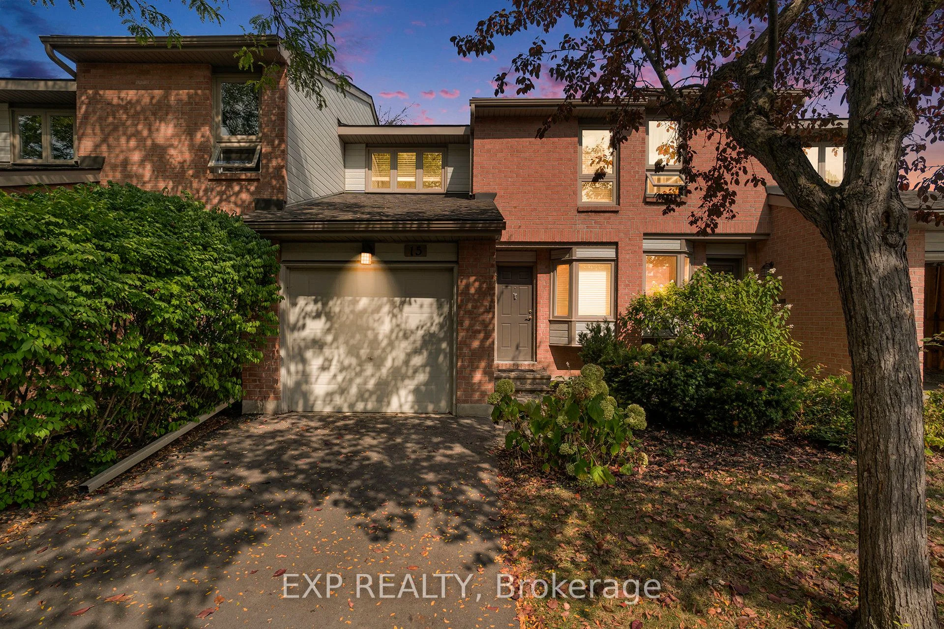 710 Coronation Avenue 15, Alta Vista and Area, ON K1G 4G7