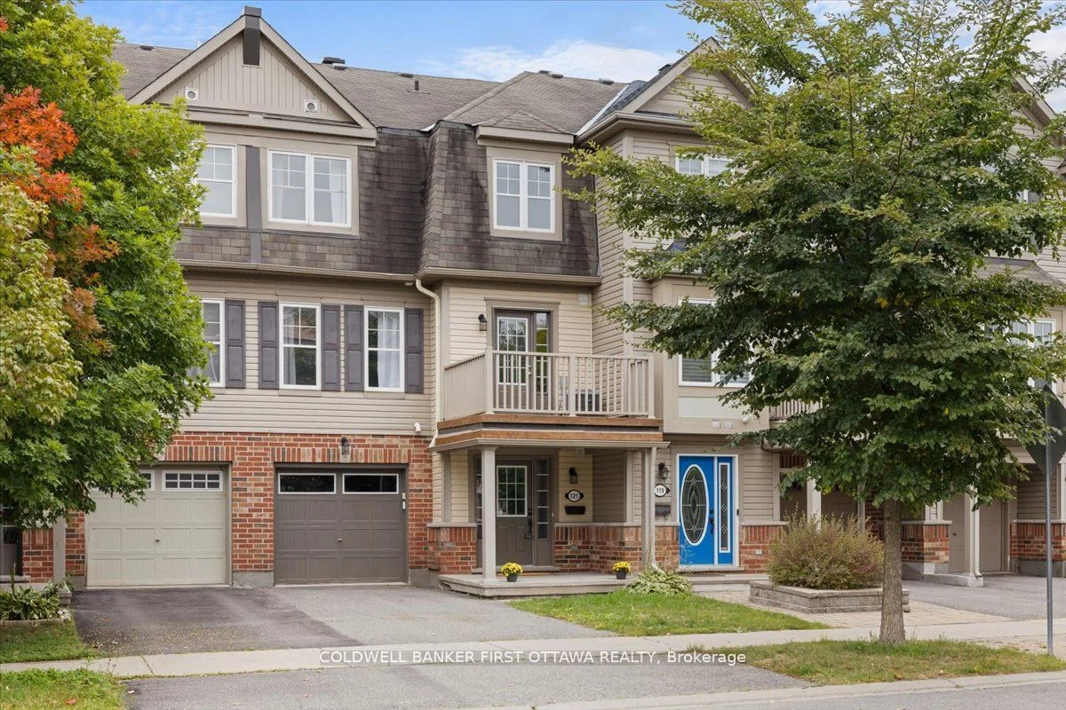 121 PAR-LA-VILLE Circle, Stittsville - Munster - Richmond, ON K2S 0M3