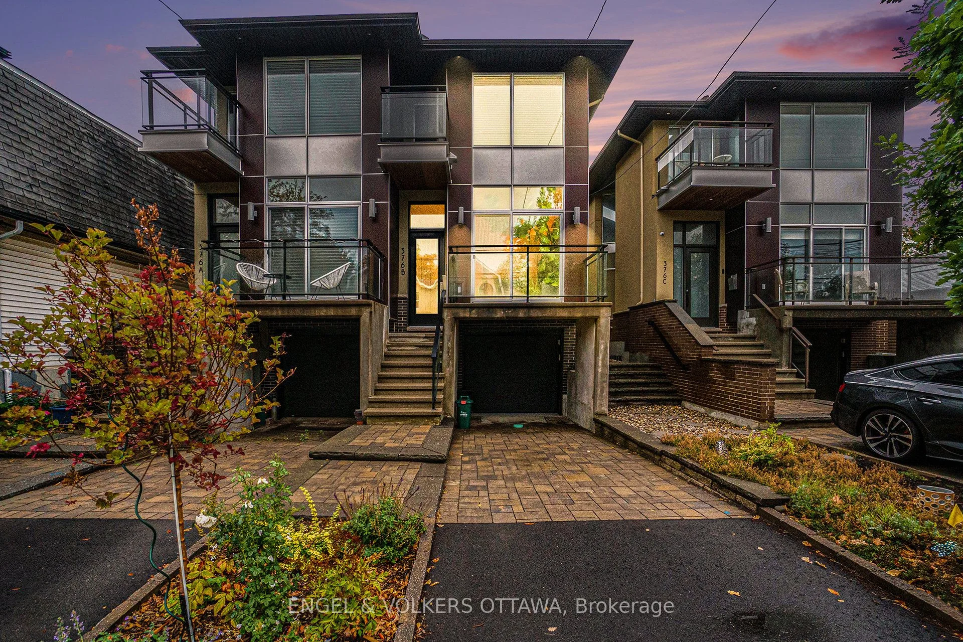 376B Wilmont Avenue, Carlingwood - Westboro and Area, ON K2A 0B1