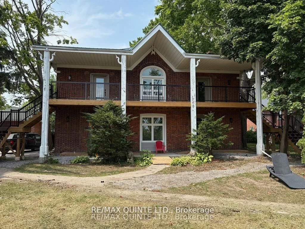 22 McGill Street 4, Quinte West, ON K8V 3J2