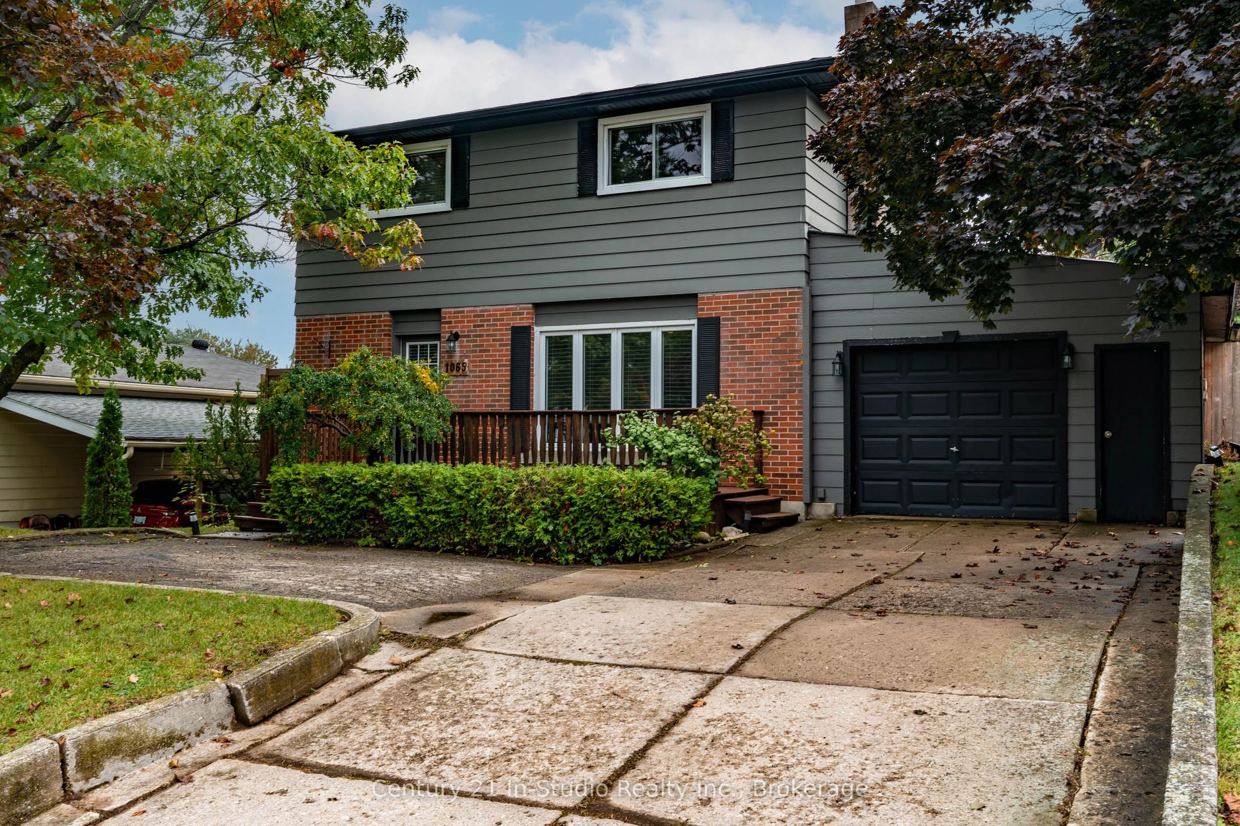 1065 10th Avenue E, Owen Sound, ON N4K 3H9