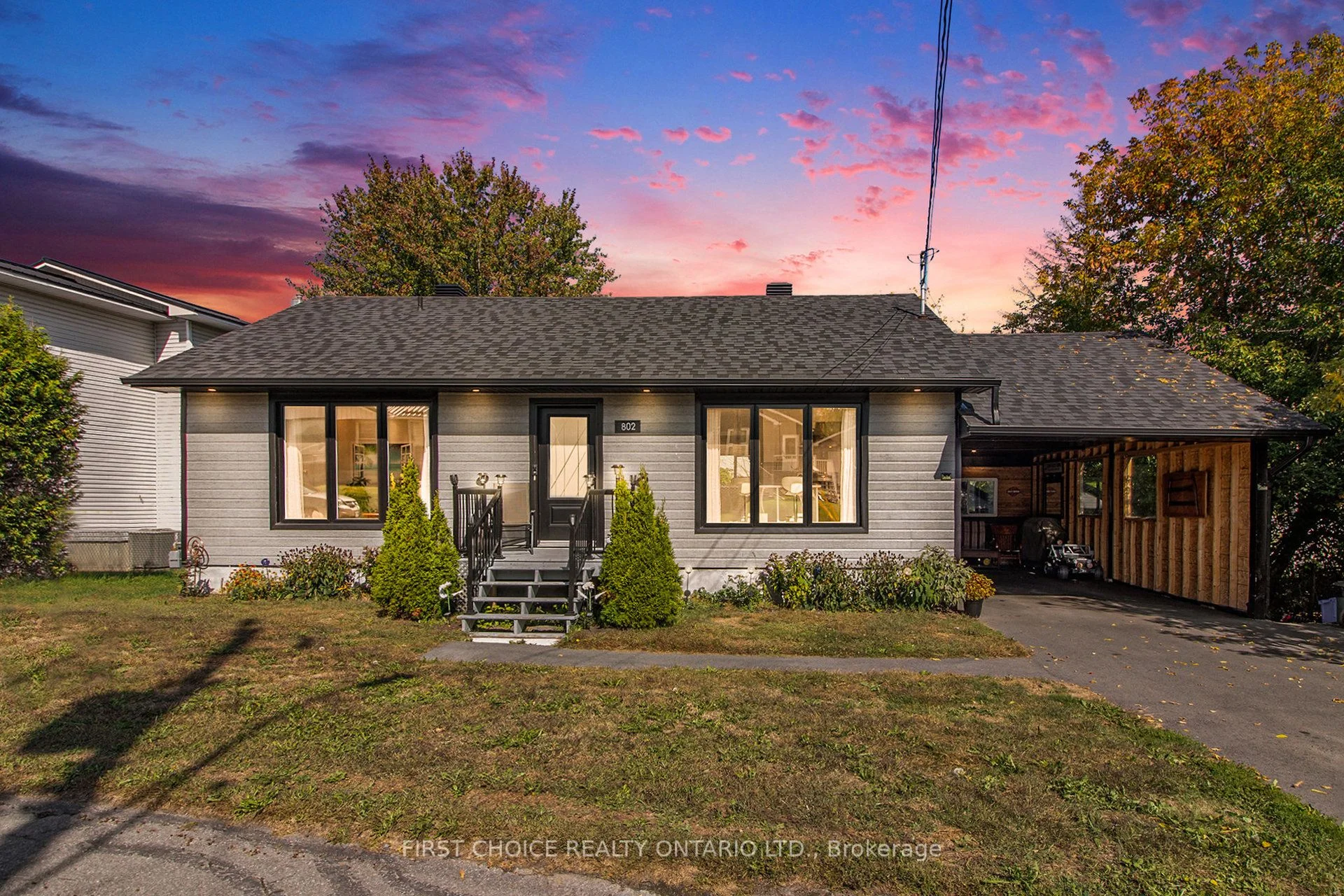 802 Chapman Street, Clarence-Rockland, ON K4K 1E6