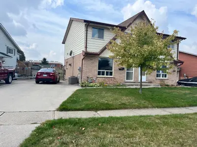 Semi-Detached in Woodstock
