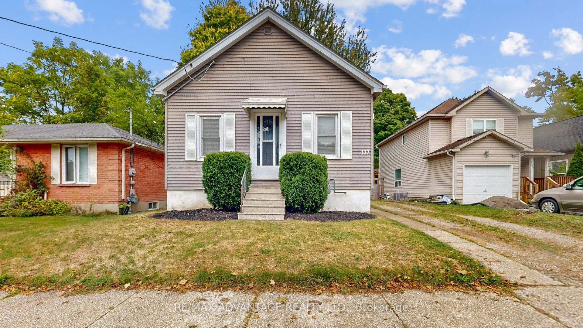 137 Woodward Avenue, London North, ON N6H 2H1