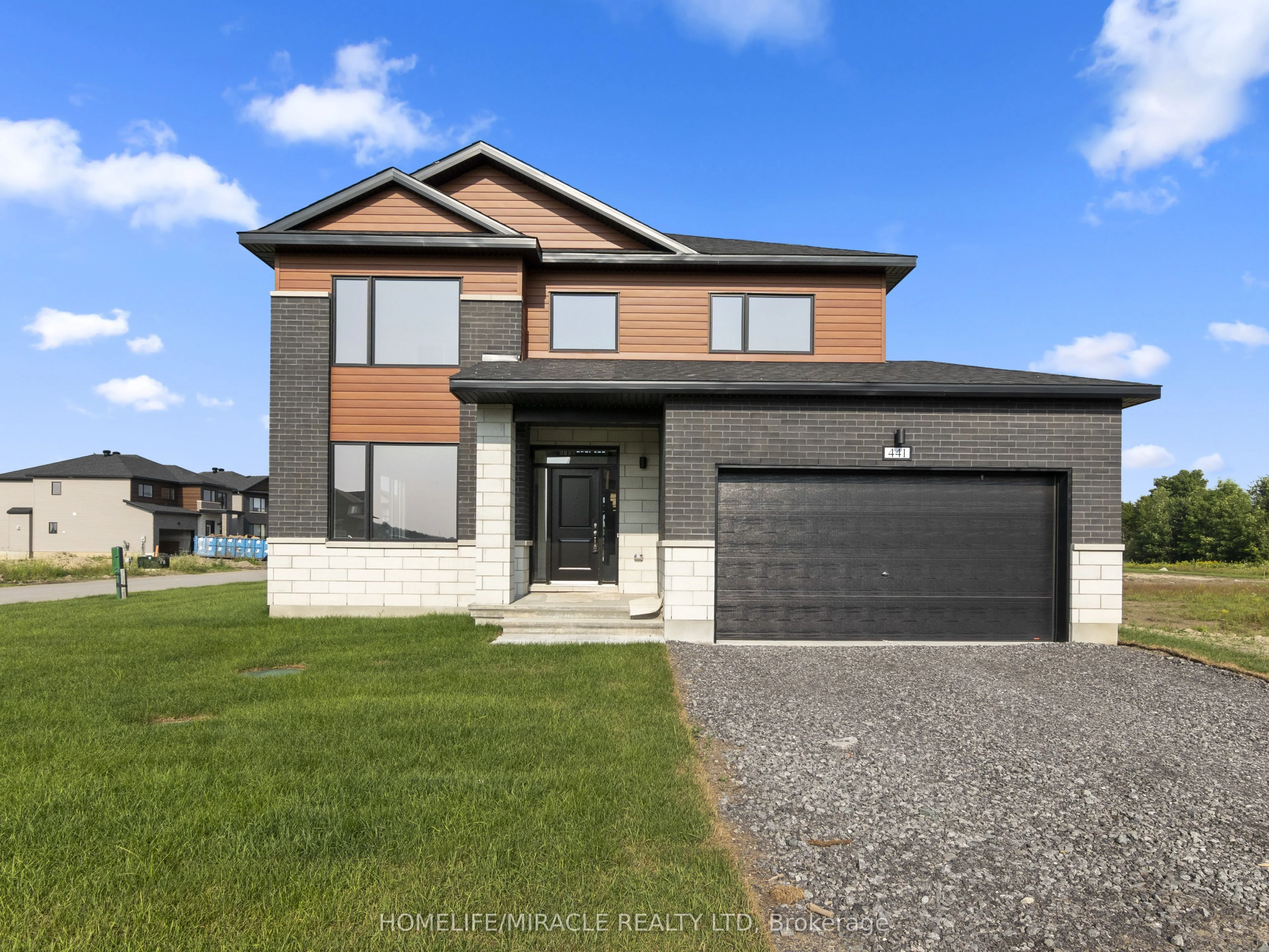 Detached in Carp - Huntley Ward