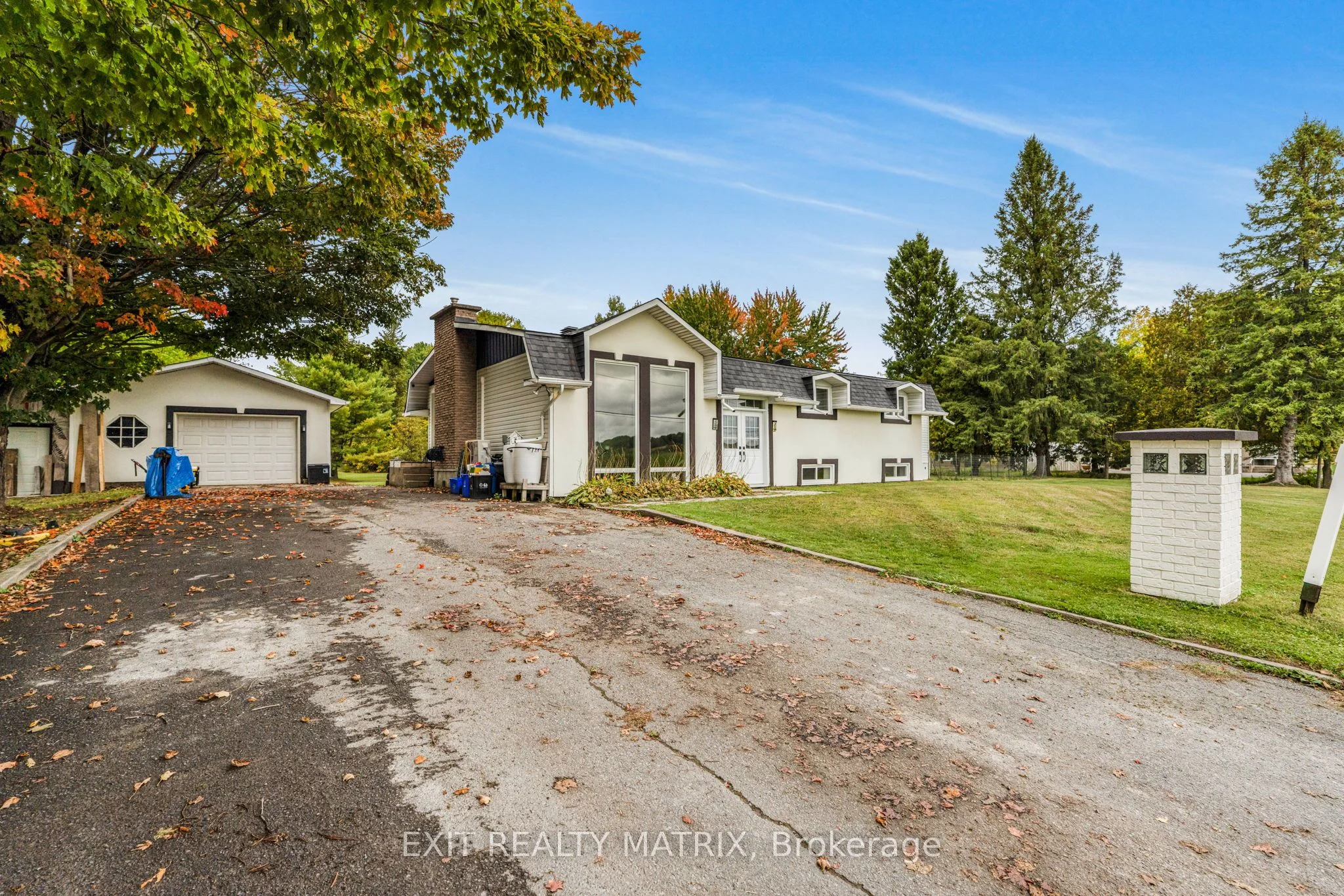 1895 Clark Road, Clarence-Rockland, ON K4K 1K7