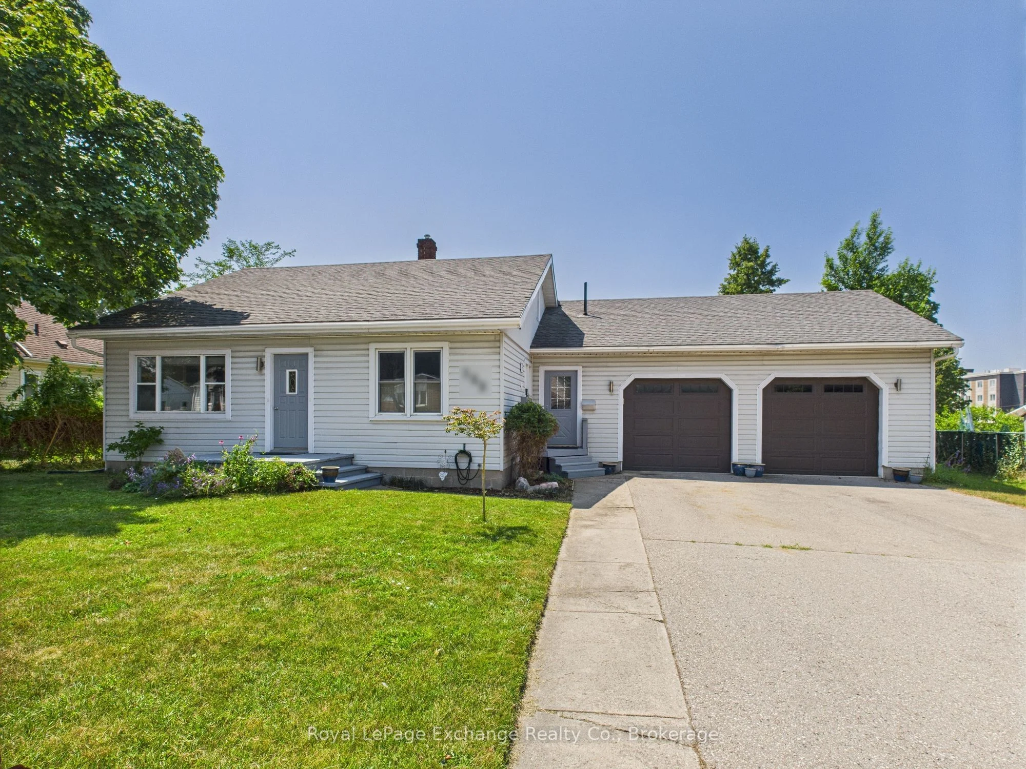 Detached in Goderich