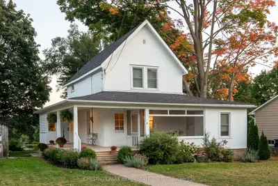 Detached in Prince Edward County