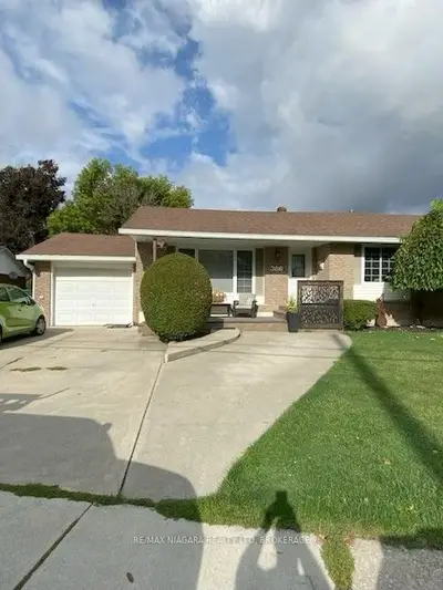 Detached in Haldimand