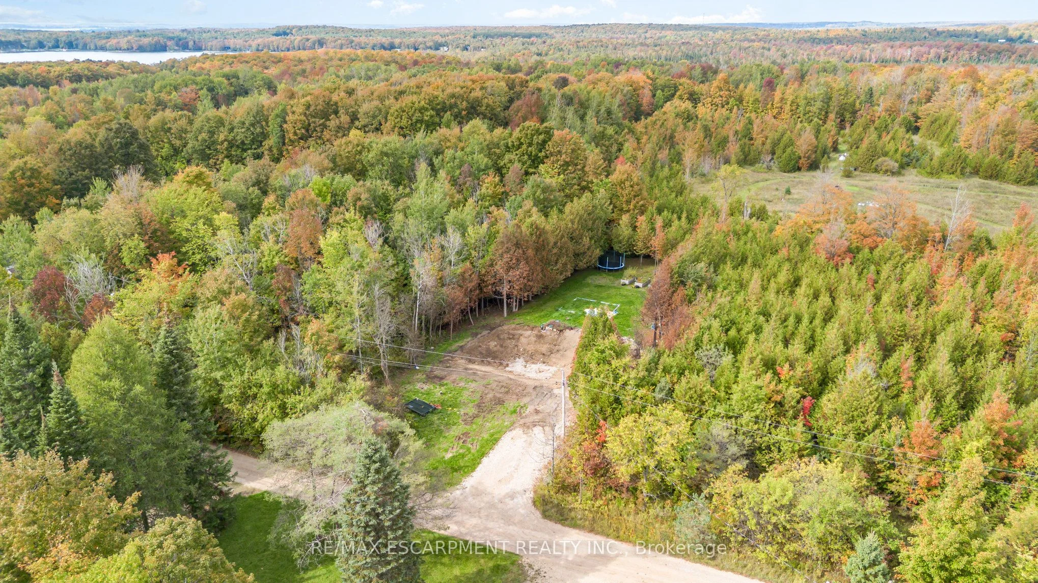 135 Sir Williams Lane, Grey Highlands, ON N0C 1E0