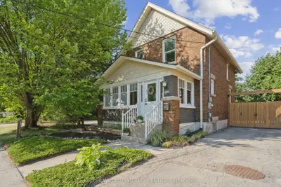 Detached in Guelph