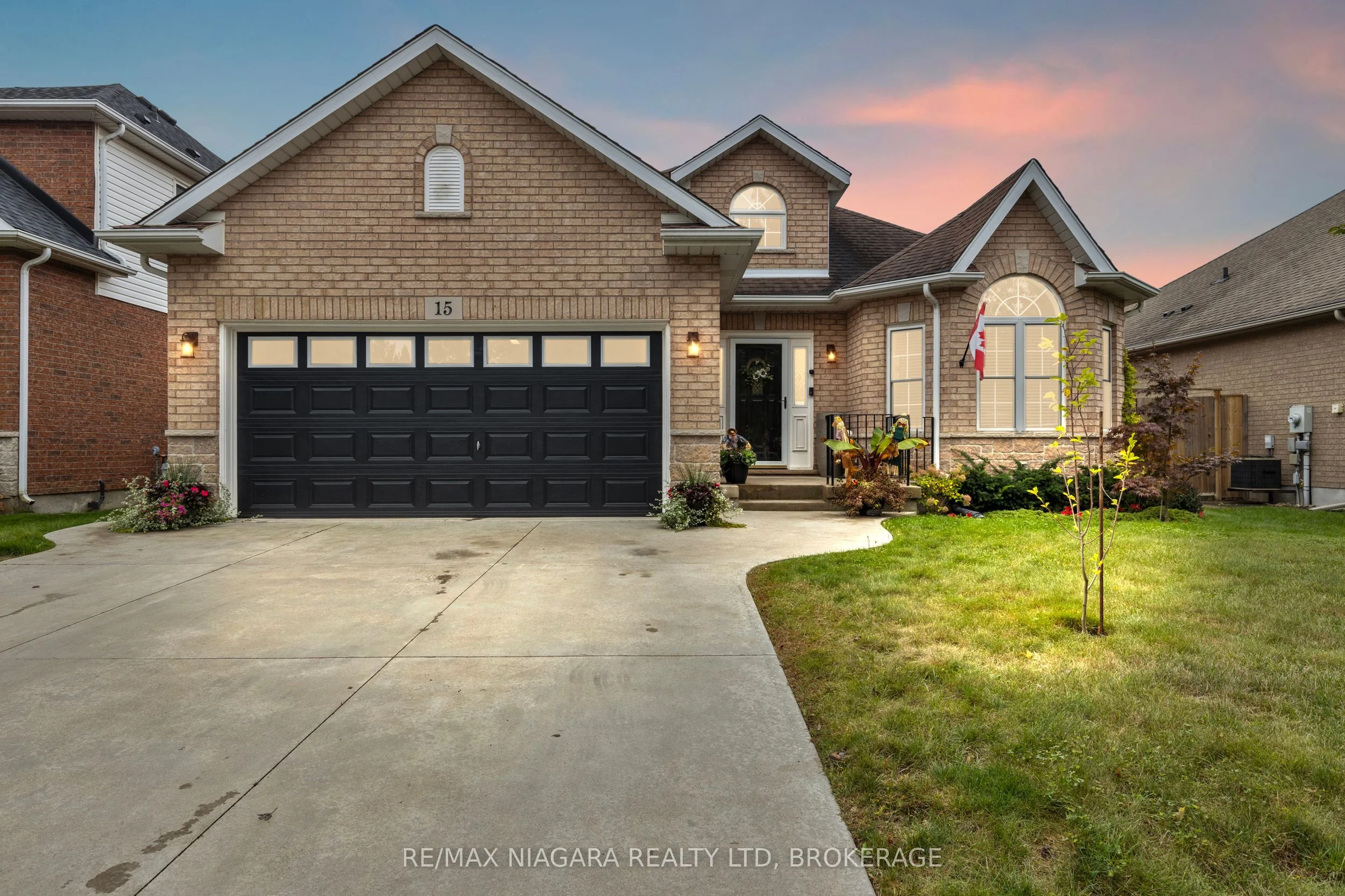 15 Loretta Drive, Niagara-on-the-Lake, ON L0S 1J0