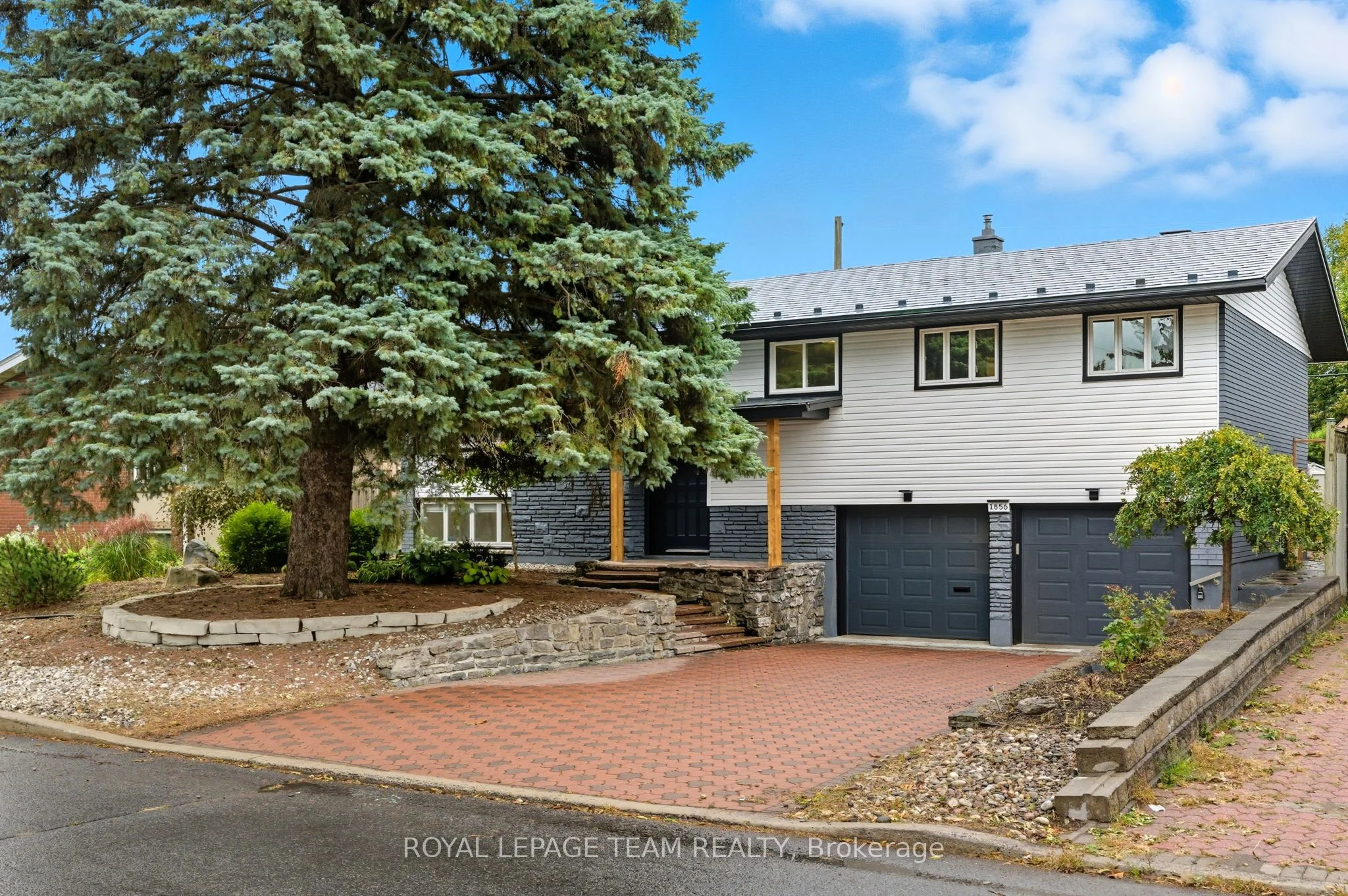 Detached in Alta Vista and Area