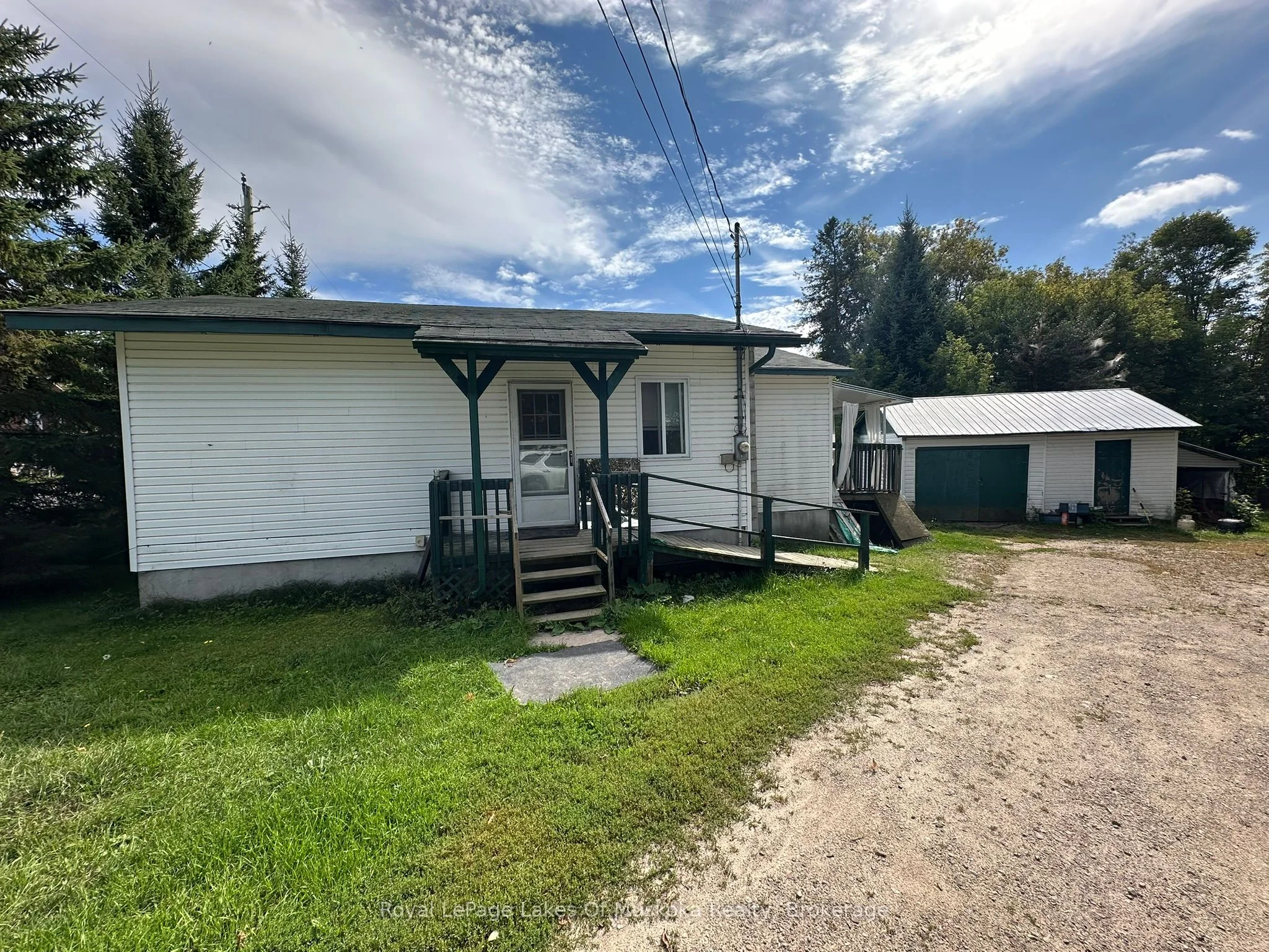 125 Ontario Street, Burk's Falls, ON P0A 1C0