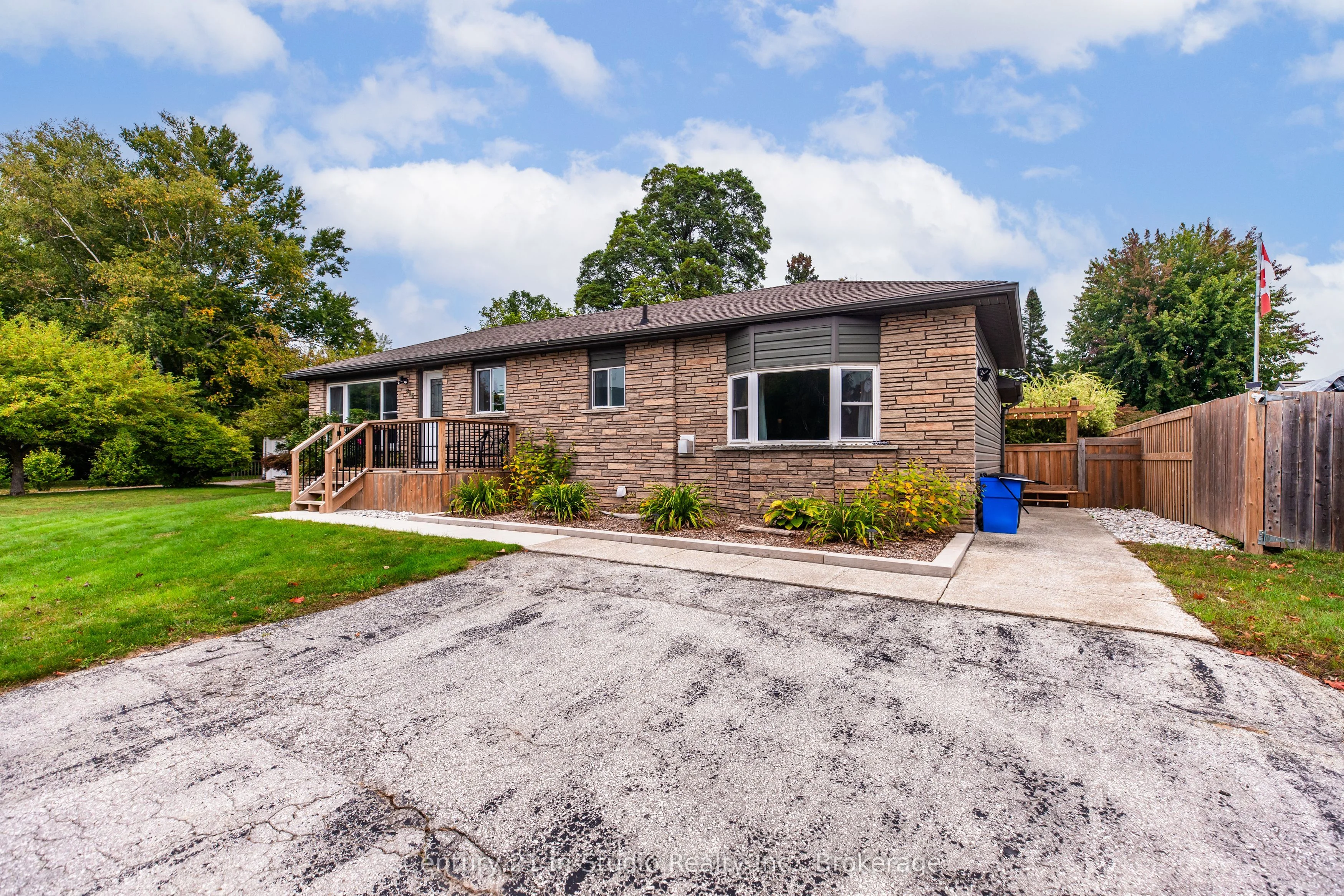 393 Mill Street, Saugeen Shores, ON N0H 2C0