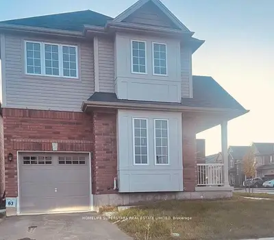 Detached in Brantford
